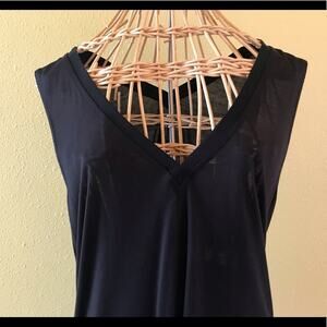 14th & Union: Women's sleeveless asymmetric black top (M)‎